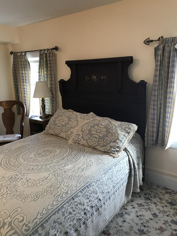 Maple Hill Farm Bed & Breakfast Нью-Лондон Екстер'єр фото